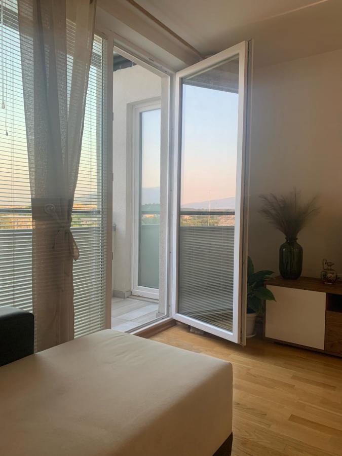 Artemis Business Apartment Szkopje Kültér fotó